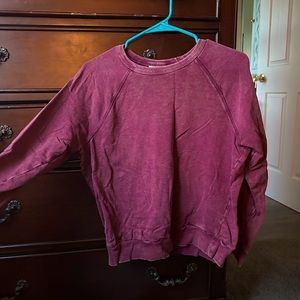 Never wear crew neck styled sweats. Used like new condition.